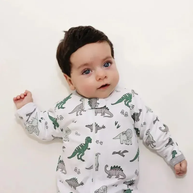 noomie__dinossauros_zippe_SKUtaZKSEhv_0.webp Noomie - Dinossauros Zipper Footie Sale
