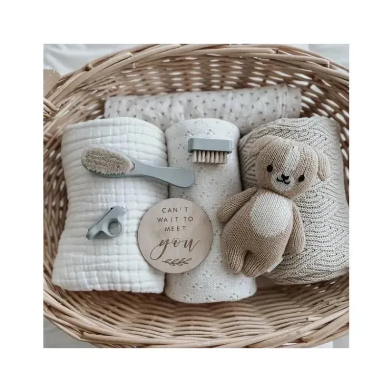 nouka__kit_de_cuidados_pa_SKUp7RlZmuT_1.webp Nouka - Kit de cuidados para bebês, Leaf Clearance