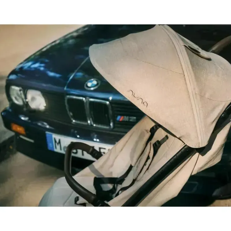 nuna__trvl_lx_stroller_bm_SKUpOyMVsKR_6.webp Nuna - TRVL LX Stroller BMW Special Edition, Mica Outlet