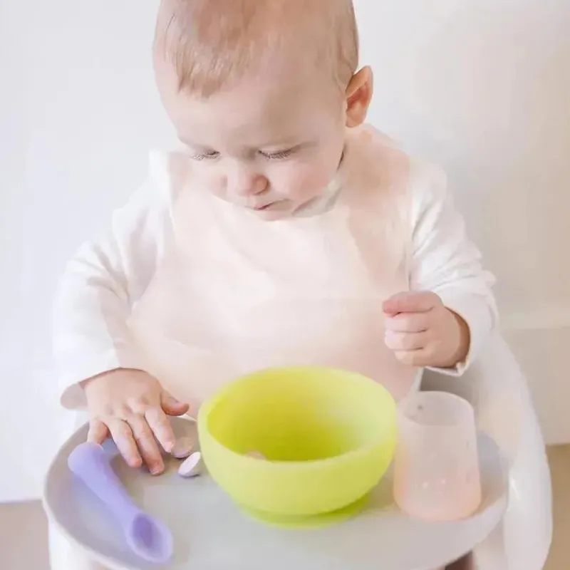 ola_baby__babador_imperme_SKUXzuxY2t0_1.webp Ola Baby - Babador impermeável de silicone dobrável para bebê com estojo de viagem, 2 unidades, mirtilo/pérola Sale
