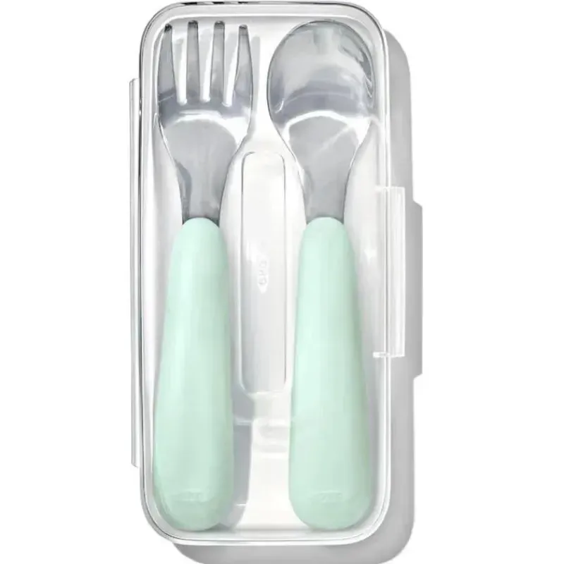 oxo__conjunto_de_garfo_e__SKUHuwR7pY4_0.webp Oxo - Conjunto de garfo e colher Tot On-The-Go, Opala Clearance