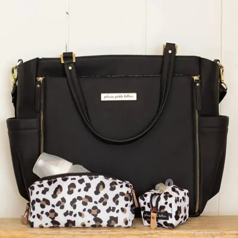 petnia__chupeta_porter_le_SKUKRxkjI85_2.webp Petunia Pickle Bottom Petúnia - Chupeta Porter Leopard Fashion