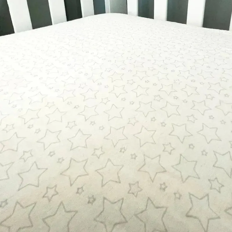 rose_textiles__star_flann_SKUJoY9G6aj_2.webp Rose Textiles - Star Flannel Crib Shee,: Cinza Fashion