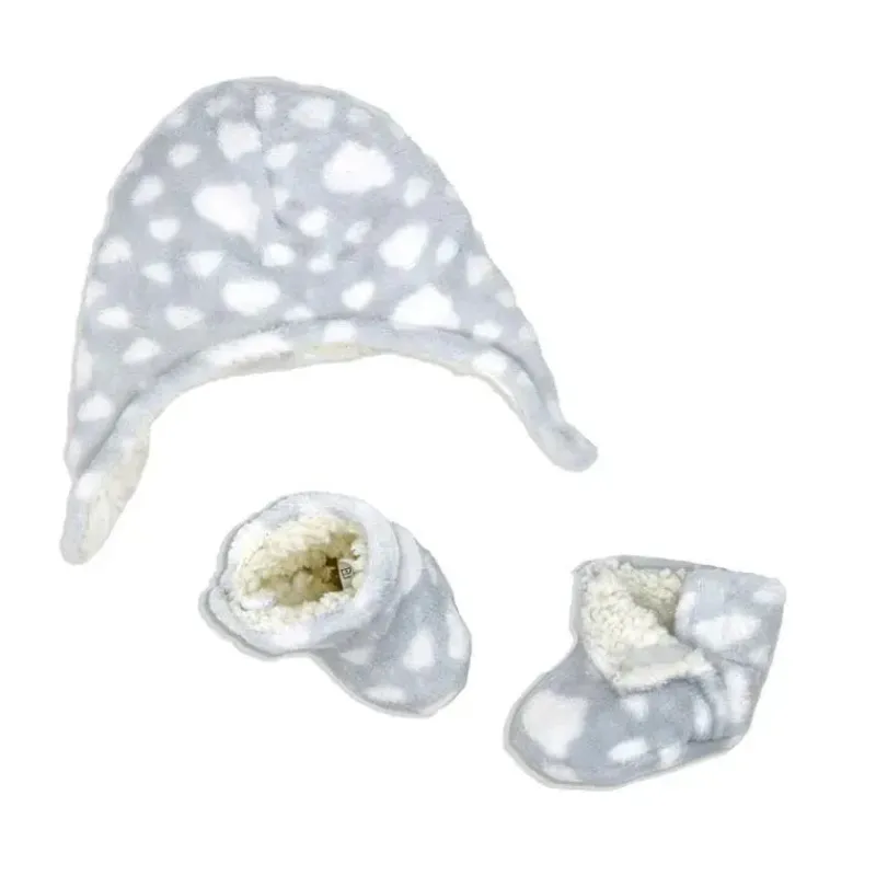 rose_txteis__baby_all_ove_SKUS04F6MRS_0.webp Rose Textiles Rose Têxteis - Baby All Over Print Conjunto de chapéu de pelúcia e sapatilha, cinza Fashion
