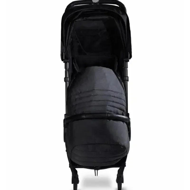 silver_cross__capacete_je_SKUN1P0JQx1_1.webp Silver Cross - Capacete Jet Pod Fashion