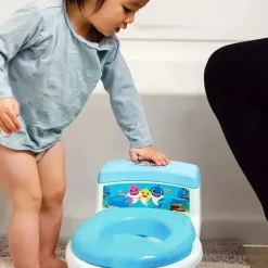 Tomy Sistema de penico 2 em 1 Baby Shark New