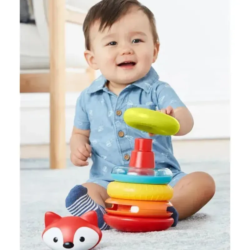 skip_hop__explorar_e_mais_SKUlTFIJoA9_4.webp Skip Hop - Explorar e mais brinquedo de empilhar Fox Best