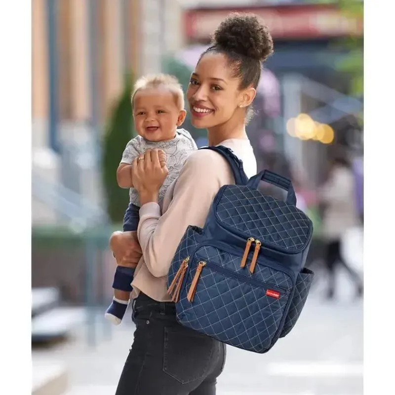 skip_hop__mochila_bolsa_f_SKUYQiG5qdV_4.webp Skip Hop - Mochila Bolsa Fraldas Forma, Azul Marinho New