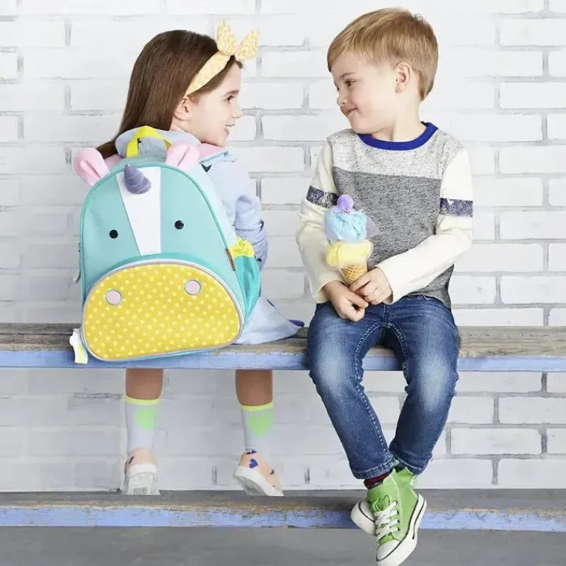 skip_hop__mochila_zoo_lit_SKUHJJpKI4L_4.webp Skip Hop - Mochila Zoo Little Kid, Unicórnio Outlet