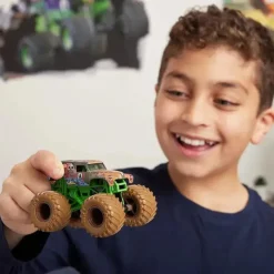 Spin Master - Monster Jam, Mystery Mudders, Monster Truck oficial fundido, Wash to Reveal, escala 1:64, estilos variam Hot