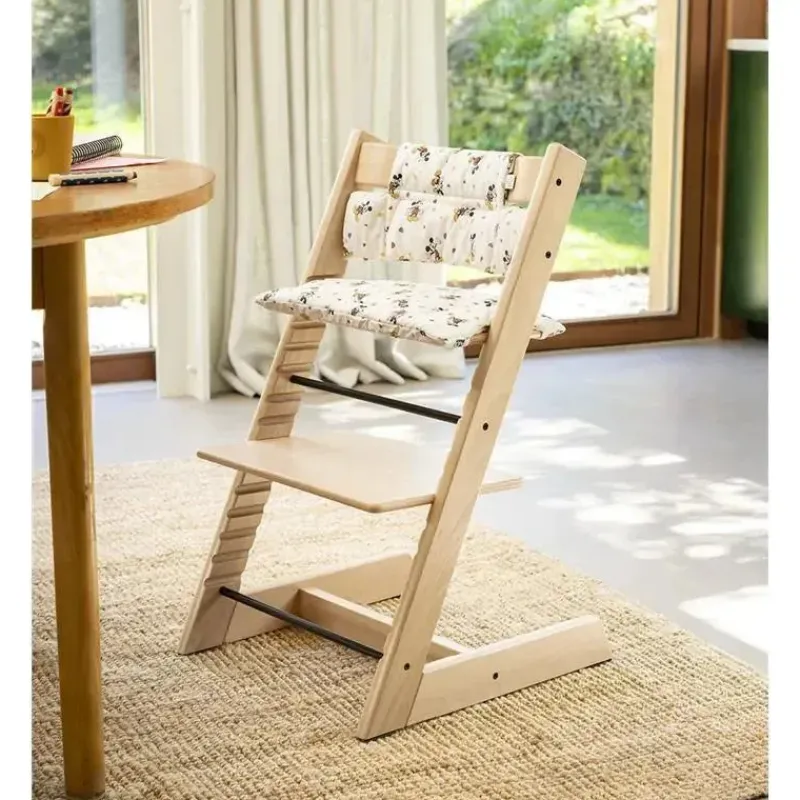 stokke__almofada_clssica__SKUmTnA1uUn_4.webp Stokke - Almofada Clássica Tripp Trapp, Celebração do Mickey Sale