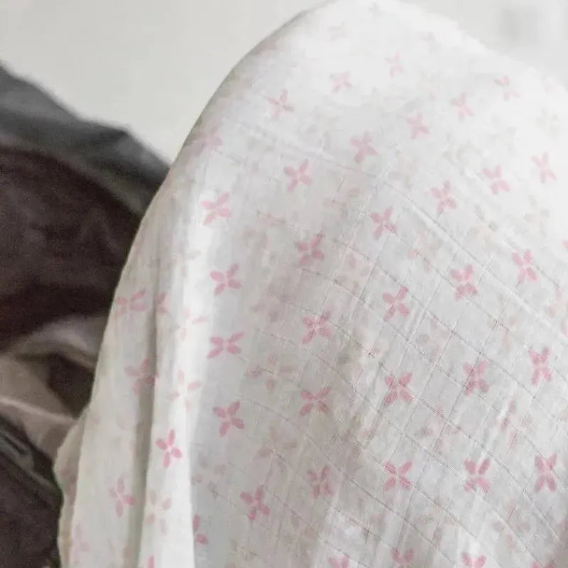 swaddle_designs__cobertor_SKUCQnZlrVk_2.webp Swaddle Designs - Cobertores de musselina 3Pk, Springfield rosa Clearance