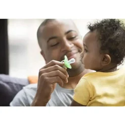 Tommee Tippee - 3Pk mais perto da natureza Dia e noite Chupetas que brilham no escuro 6-18M - As cores podem variar Discount