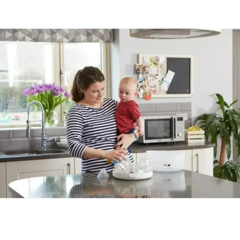 tommee_tippee_closer_to_n_SKUHEgIzkmQ_2.webp Tommee Tippee Closer To Nature Microondas Biberão Esterilizador a Vapor - Branco Clearance