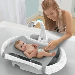 Tomy - Banheira de Hidromassagem com Chuveiro New