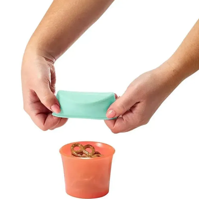 tomy__conjunto_de_tampa_u_SKU0J3iGkJT_3.webp Tomy - Conjunto de tampa universal para lanche Snug Snack Discount