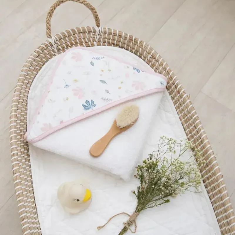 txteis_vivos__toalha_com__SKUFtlPG9Cn_1.webp Living Textiles Têxteis Vivos - Toalha com Capuz de Musselina Orgânica para Bebês, Botânica Sale