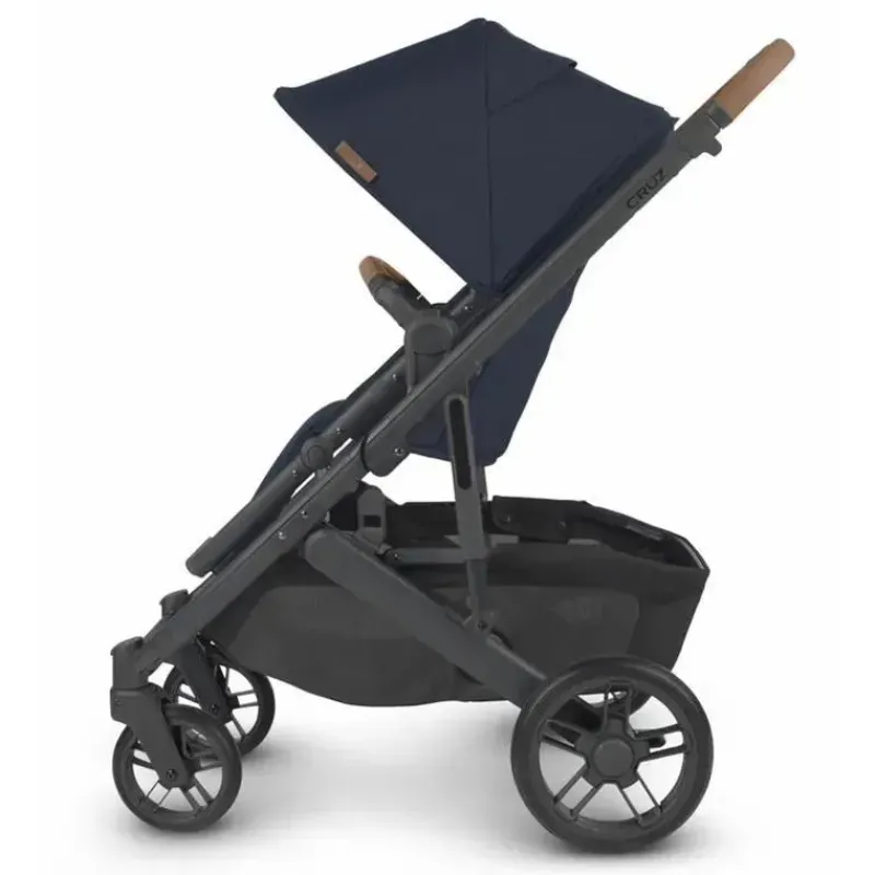 uppababy__cruz_v_stroller_SKUrd8ws5wB_4.webp Uppababy - Cruz V2 Stroller, Noa (Marinho/Carbono/Couro Saddle) Sale
