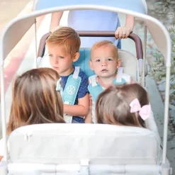 WonderFold Wagon Stroller WonderFold - Volkswagon Special Edition Double Stroller Wagon (4 lugares), Bondi Blue Fashion